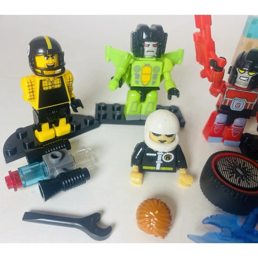 Toy Lot LEGO Kre-o Minifigures Torsos Heads Weapon Steelers Audi Transformers - Picture 11 of 12